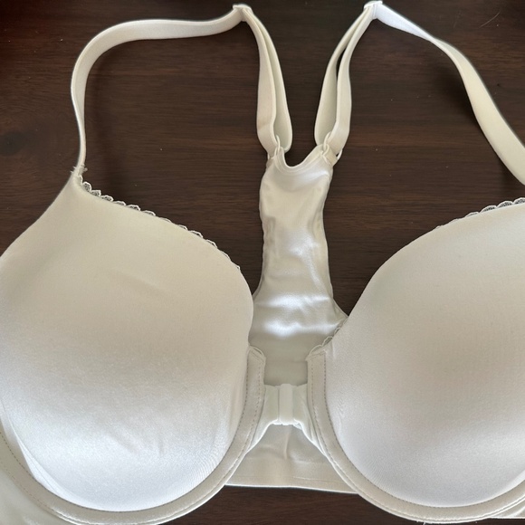 Victoria's Secret Other - Body by Victoria bra